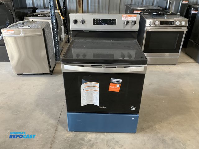 Lot 2-40214 - Scratch & Dent Whirlpool WFES3330RS2 5-Burner Elements Freestanding Electric Range in Stainless Stee...