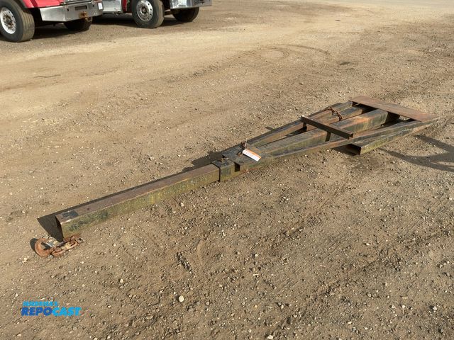 Lot 2-43746 - Truss Jib Lifting Attachment, has fork pockets, jib manually extends, has swivel with hook on end, 1...