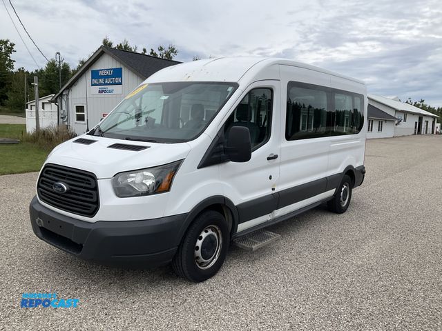 Lot 2-61536 - 2015 Ford Transit 350 Wagon Med. Roof XL w/Sliding Pass. 148-in. WB Passenger Van FWD