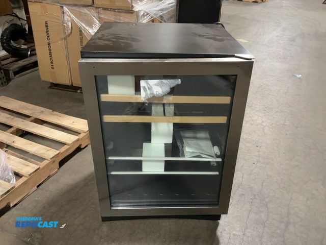 Lot 2-69224 - Scratch & Dent Vinotemp EL-24THWB 16-Bottle and 106-Can Beverage Cooler
