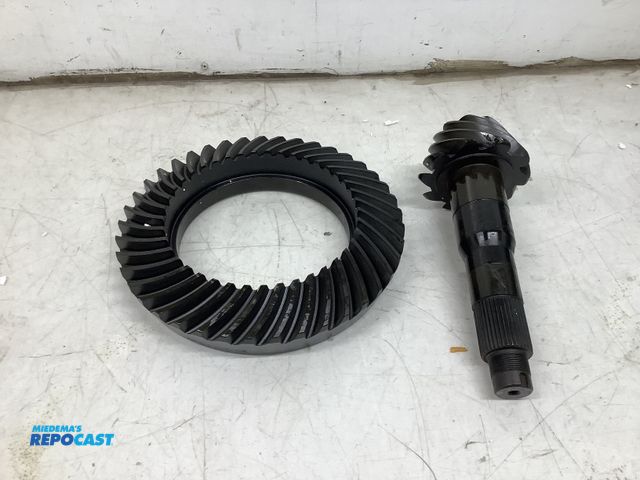 Lot 2-91023 - Yukon high performance ring &amp; pinion set, '11 &amp; up Ford 10.5”, 4.11 ratio