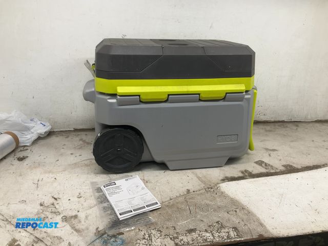 Lot 2-18303 - Ryobi 18v Air Conditioned Cooler