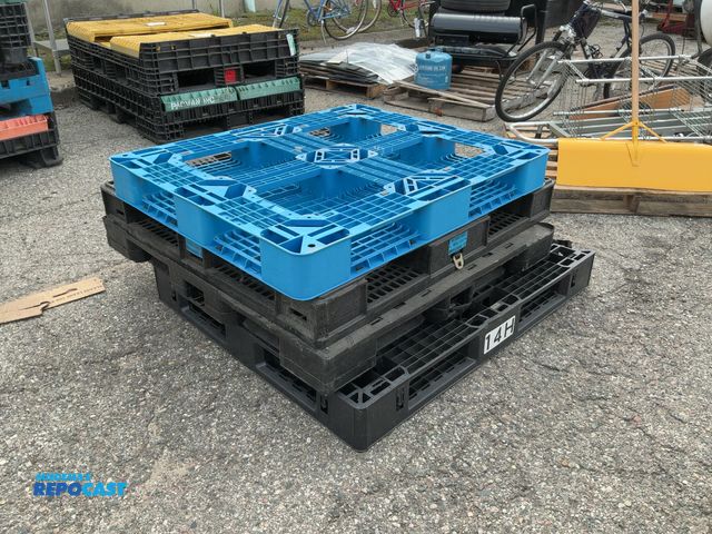 Lot 2-69434 - (4) blue and black plastic skids (some have cracks as shown in pictures)