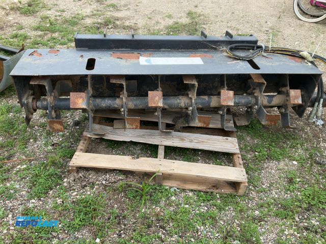 Lot 2-27144 - tiller with quick connect for skid steer