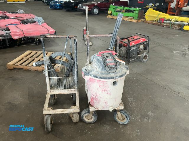 Lot 2-40470 - (2) Metal Carts on Casters for Wet/Dry Vacs, comes with Craftsman 20 Gallon 6.5hp Wet/Dry Vacuum, No...