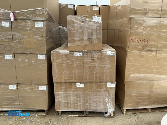 Lot 2-24727 - (5) boxes of 24.5”x40” 3/16” PE bubble bags, 60 per case