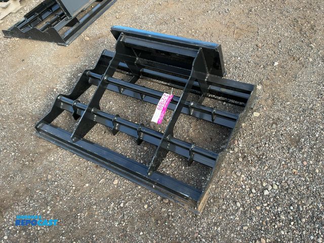 Lot 2-21899 - New SDLANCH 39" Land Leveler Mini Skid Steer Attachment