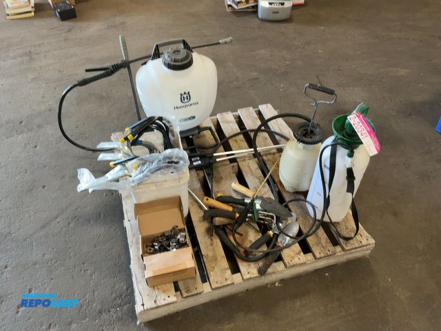 Lot 2-20341 - Lot of assorted items including Husqvarna Hand Pump Backpack Spray, (2) Hand Pump Sprayers, (2) New ...