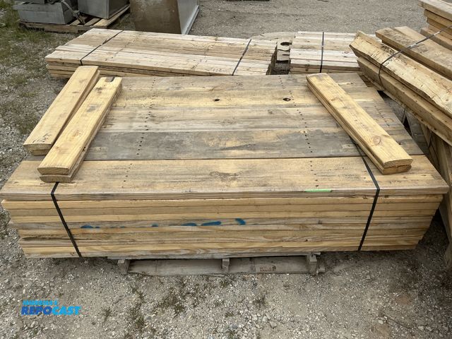 Lot 2-38386 - Skid of dimensional lumber 2"x8"x72"