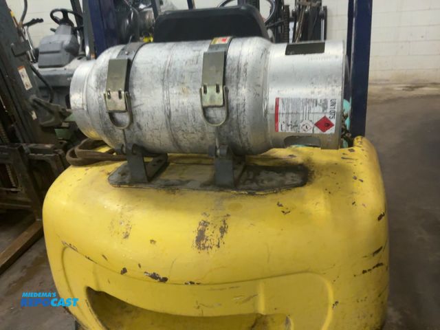 Lot 2-2356 - Jump N Carry JNC660 Jump Start Pack