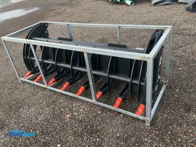 Lot 2-21071 - New Chery Industrial 78” Root Rake Grapple Skid Steer Attachment, Universal Quick Attach, has hydrau...