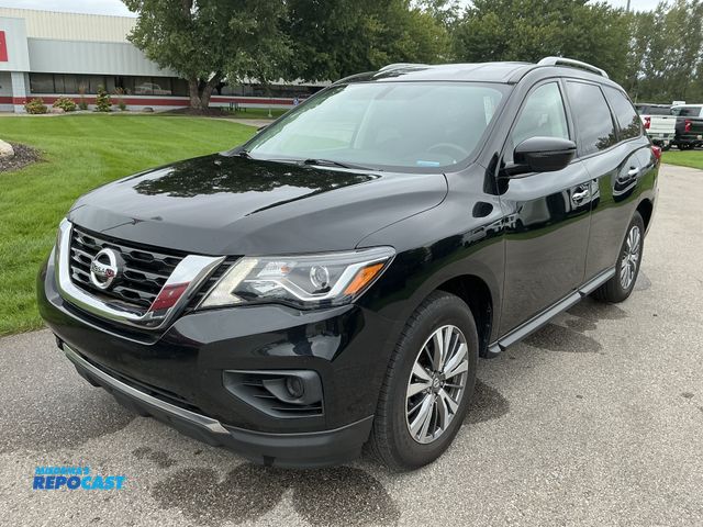Lot 2-45152 - 2020 Nissan Pathfinder S 4WD SUV 4x4