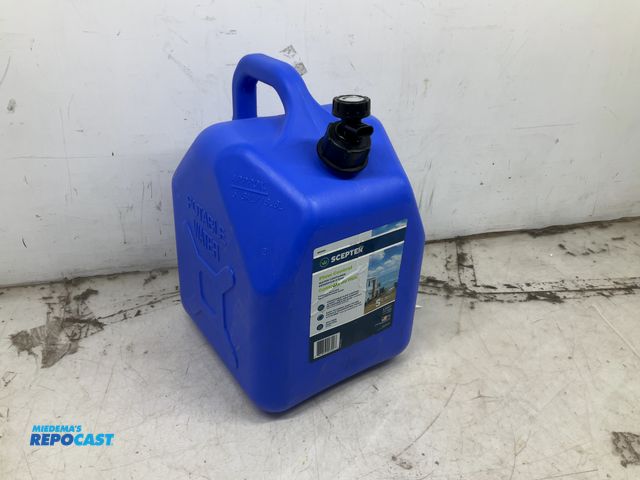 Lot 2-19391 - Scepter 5 Gallon Potable water tank, flow control