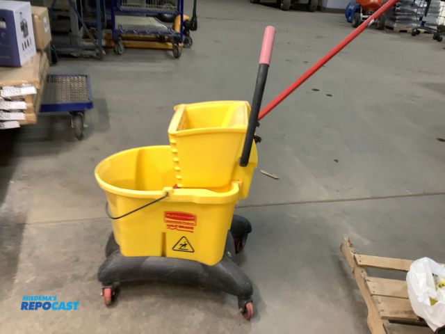 Lot 2-92041 - Rubbermaid Commercial Size Mop &amp; Bucket