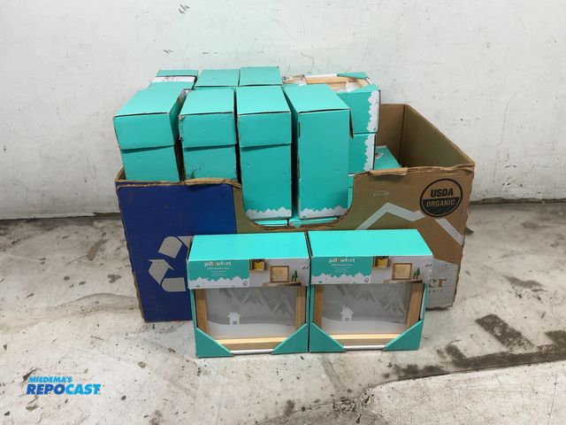 Lot 2-33584 - Box of Pillowfort LED Battery Operated Shadow Boxes.