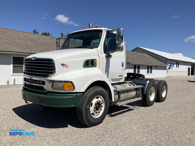 Lot 2-61667 - 2006 Sterling AT9500 Semi Truck