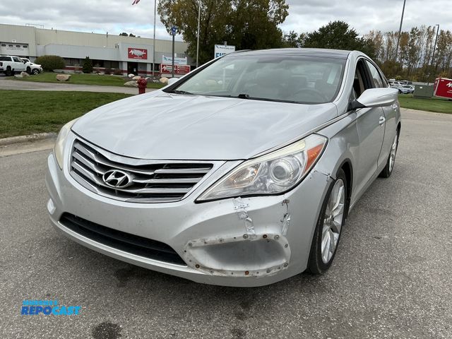 Lot 2-69306 - 2013 Hyundai Azera tech Sedan FWD