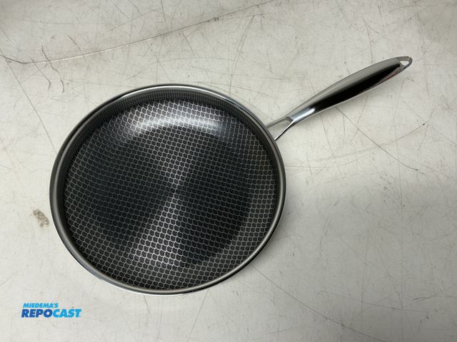 Lot 2-79908 - ZEROPAN 10” Non-stick Frying Pan