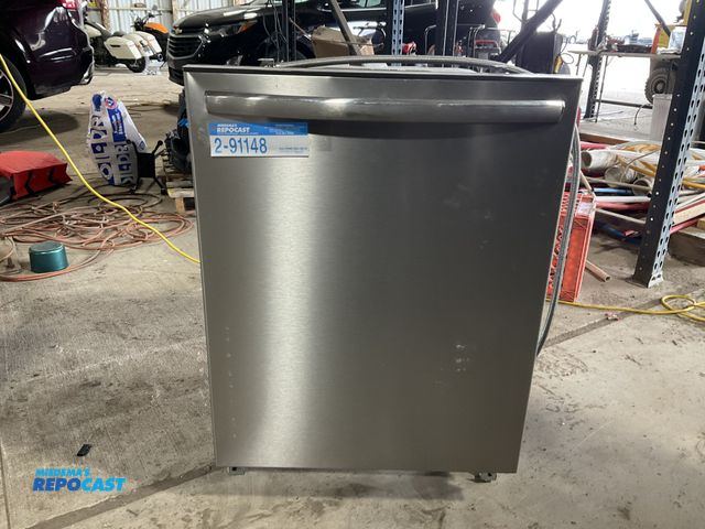 Lot 2-91148 - Scratch & Dent Frigidaire Gallery  GDPH4525AF1A Dishwasher