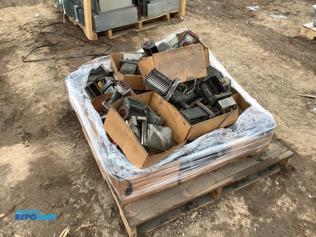 Lot 2-92074 - Skid of Whirlpool air fans