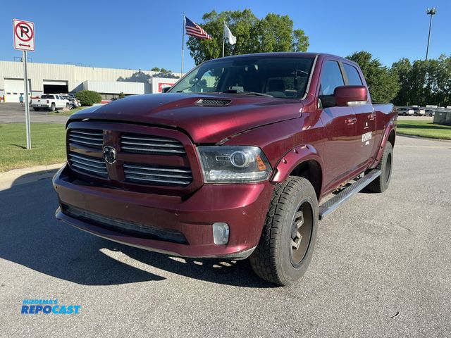Lot 2-23805 - 2016 Ram 1500 Sport Crew Cab Standard Box Pickup Truck 4x4