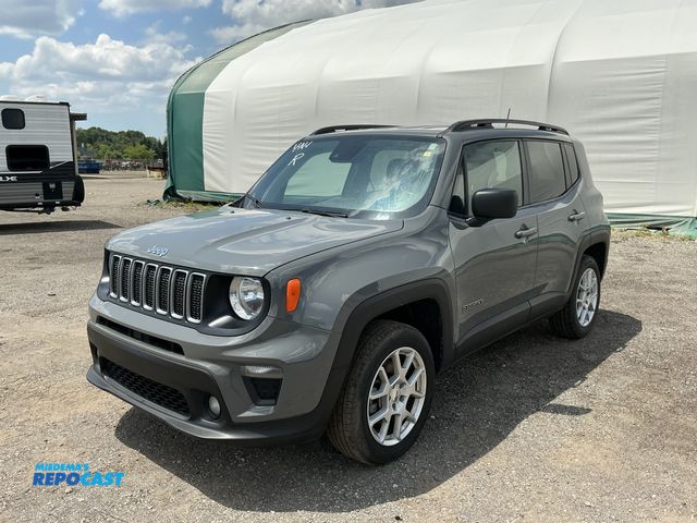 Lot 2-30260 - 2022 Jeep Renegade Latitude SUV 4x4
