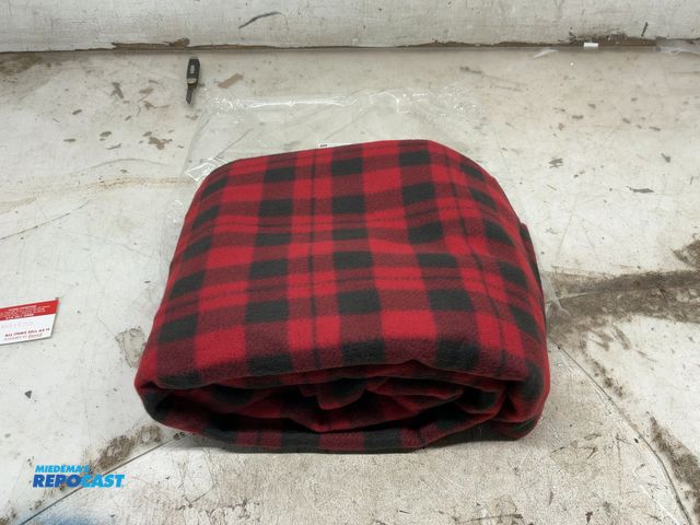 Lot 2-74142 - 1 New Camco Heater blanket, 59”x43”. Red/Black Plaid.