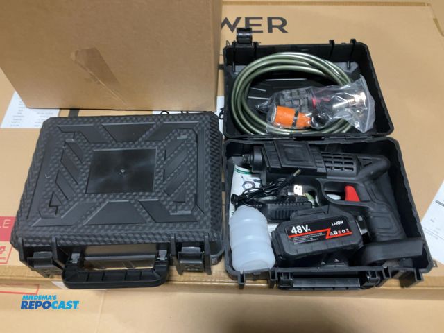 Lot 2-62829 - Lot of (2) 48 V Car washing power washer kits