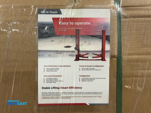 Lot 2-44614 - New SDLANCH Model TPL Two Post Lift, 4500 KG Lifting Capacity, 1800mm Lifting Height, 220/380 Volt E...