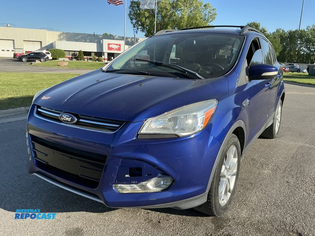 Lot 2-97008 - 2013 Ford Escape SEL SUV 4x4
