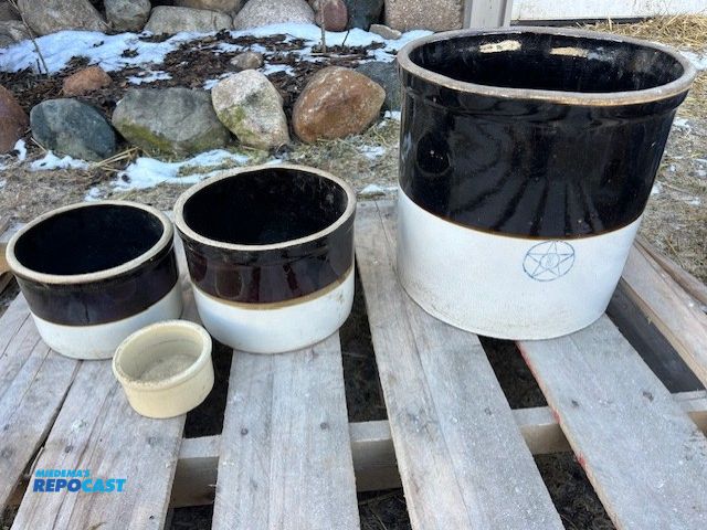 Lot 2-tbd - Antique Blue Star “5” Crock &amp; no name 3 nesting crocks – No chips or cracks