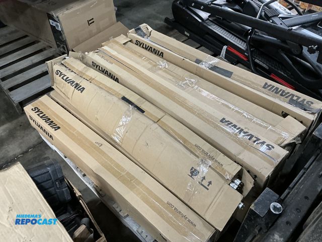 Lot 2-74045 - Skid of Sylvania Lighting, 40967-0 G13 Frosted Glass LED Lights