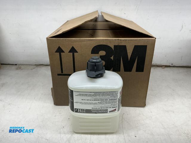 Lot 2-92629 - 6 pack of 3M Scothgard twist n fill extraction cleaner concentrate - 6 2L bottles per case