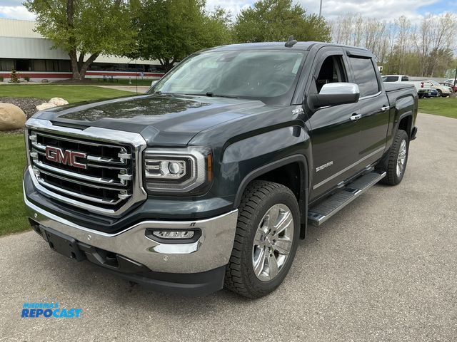 Lot 2-40745 - 2017 GMC Sierra 1500 SLT Crew Cab Standard Box Pickup Truck 4x4