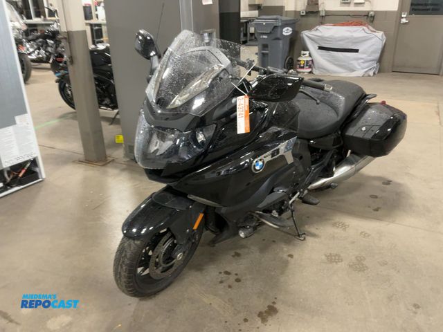 Lot 2-43741 - 2018 BMW K 1600 B Motorcycle