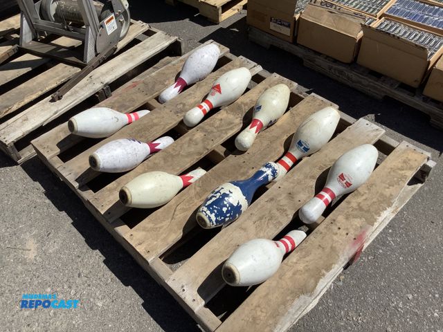 Lot 2-75496 - Skid lot of bowling pins