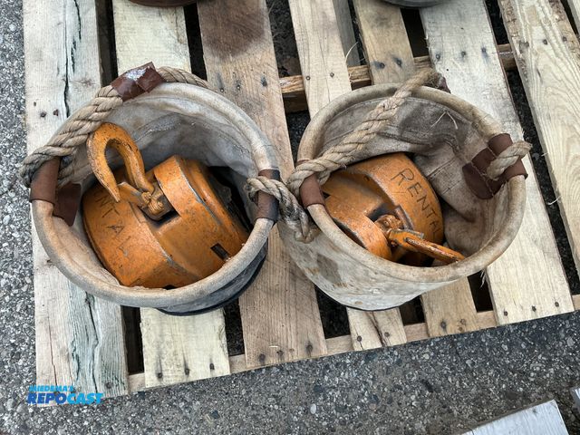 Lot 2-18822 - (2) 1-ton Chain Hoists and Canvas Buckets