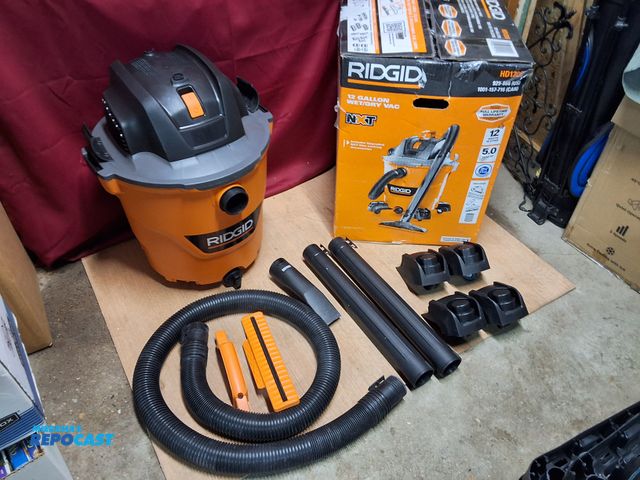 Lot 2-10666 - RIDGID 12 GAL WET/DRY VACUUM, WORKS