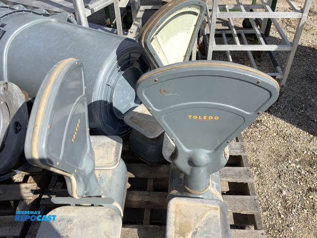 Lot 2-93254 - Skid lot of (3) Toledo honest weight scales