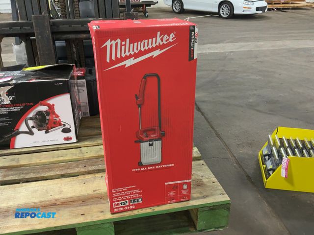 Lot 2-21968 - Milwaukee 2 Gallon Handheld Sprayer Kit, Uses M12 Batteries, comes with (1) CP2.0 Battery and Charge...