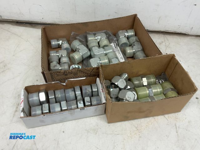 Lot 2-69022 - (3) boxes of Parker various sized hydraulic fittings