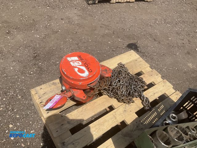 Lot 2-22968 - CM Cyclone 3 ton chain fall hoist, works