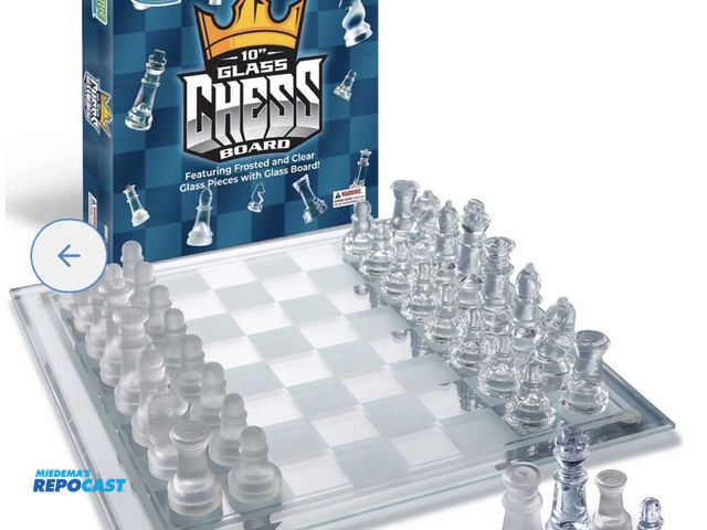 Lot 2-92926 - New Gamie Glass Chess Set, Elegant Design - Durable Build - Fully Functional - 32 Frosted and Clear ...