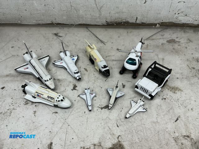 Lot 2-95990 - Lot with NASA Diecasts includes: planes, helicopter, jeep…