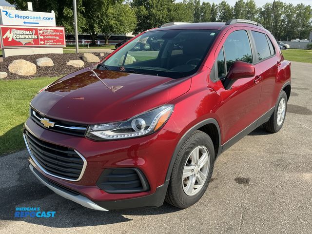 Lot 2-45852 - 2021 Chevrolet Trax LT SUV FWD