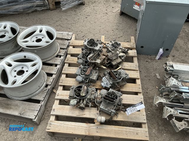 Lot 2-18985 - Lot of many assorted carbs