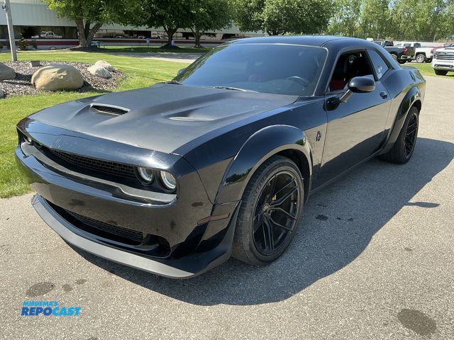 Lot 2-64140 - 2015 Dodge Challenger Scat Pack Coupe RWD
