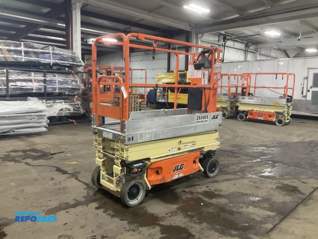 Lot 2-42178 - 2014 JLG 1930ES Scissor Lift