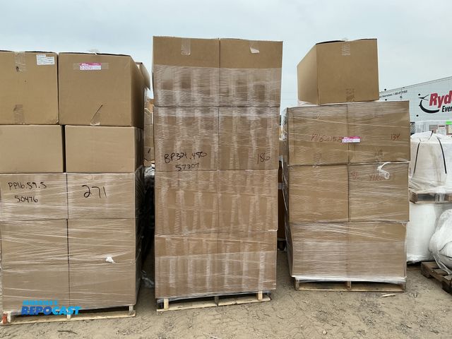 Lot 2-24738 - (8 boxes) of 24.5"x 40" 3/16" PE Bubble Bag, 60 per box