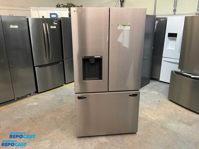 Lot 2-60907 - Scratch & Dent LG LCFC26XSS Refrigerator/Freezer